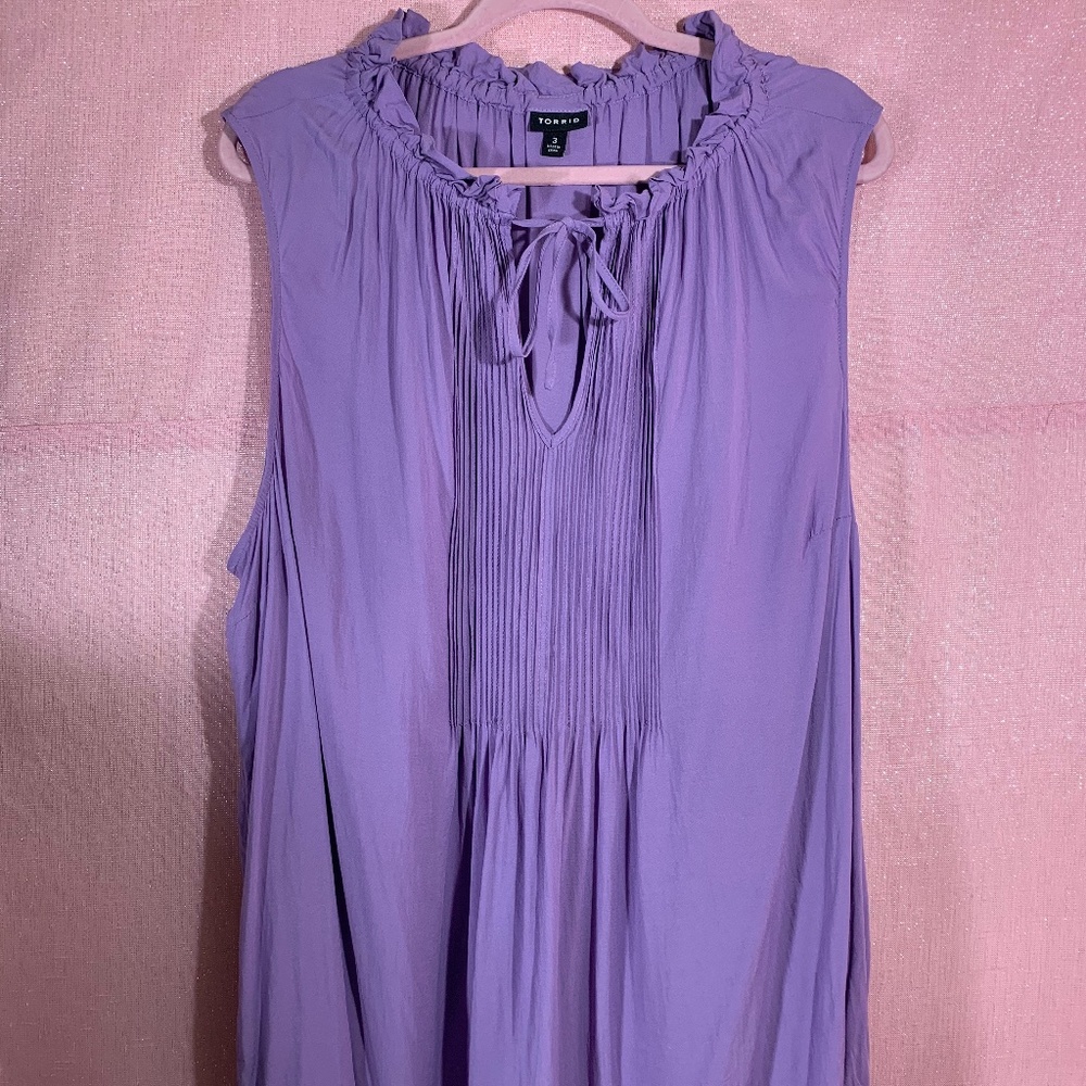 EUC torrid Sleeveless Top